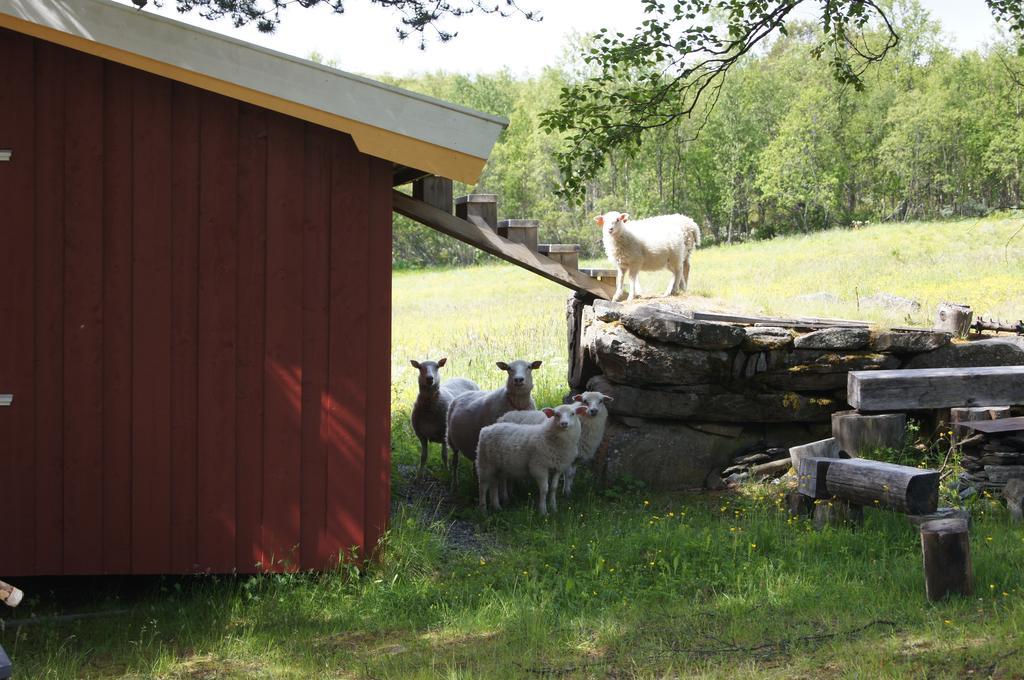 Bustad Hyttetun Skabu Exterior photo